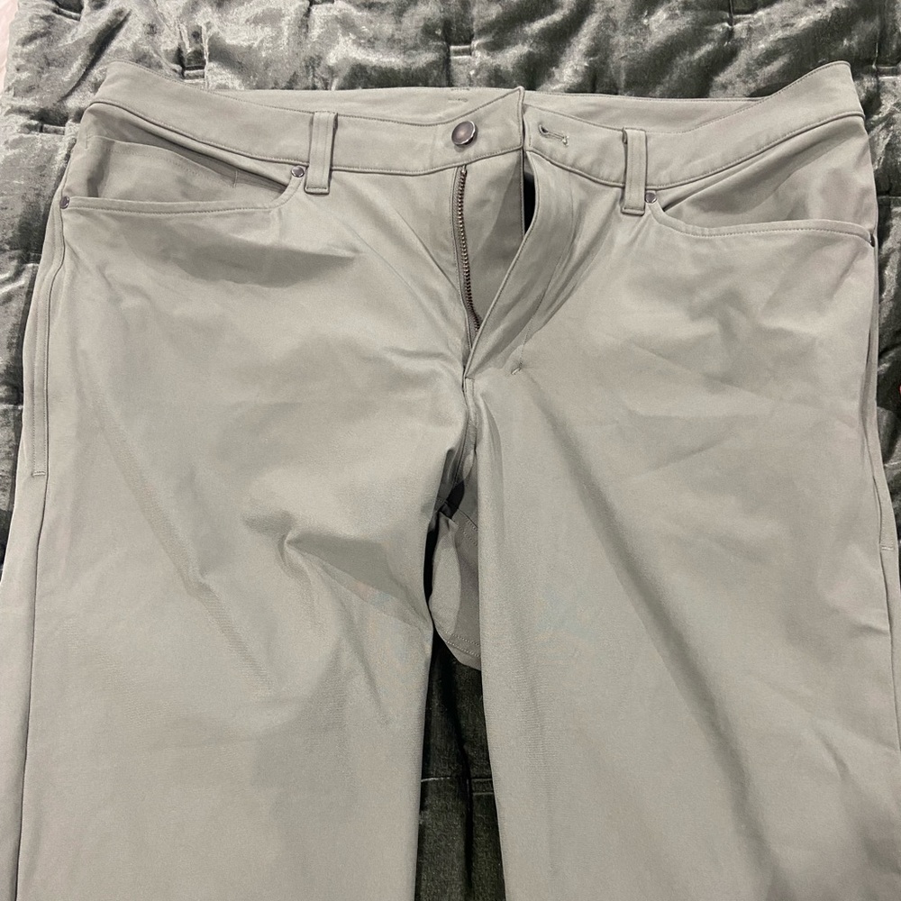 Lululemon ABC slim fit 36x 32 pants. Barely worn. Amazing condition.